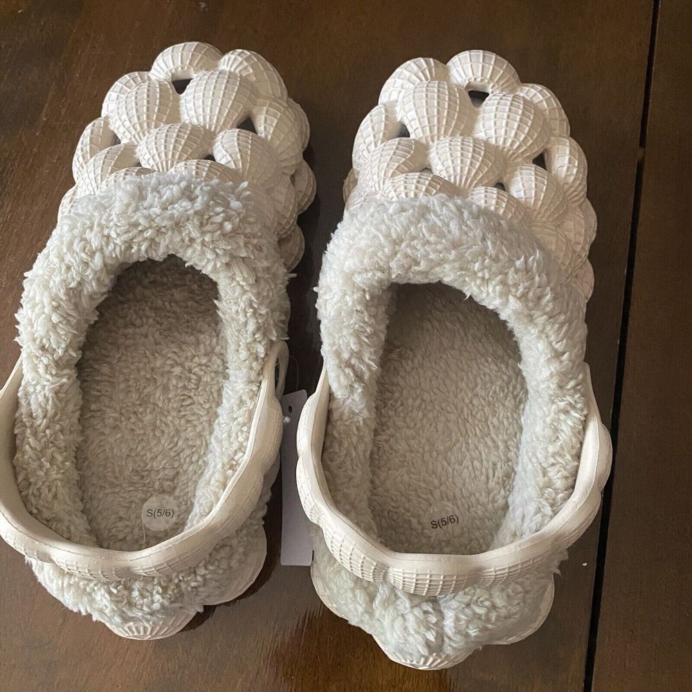 Bubble Slide  Chunky Slipper Warm Funny‎ Lychee Size 5/6 Beige Slip On Winter